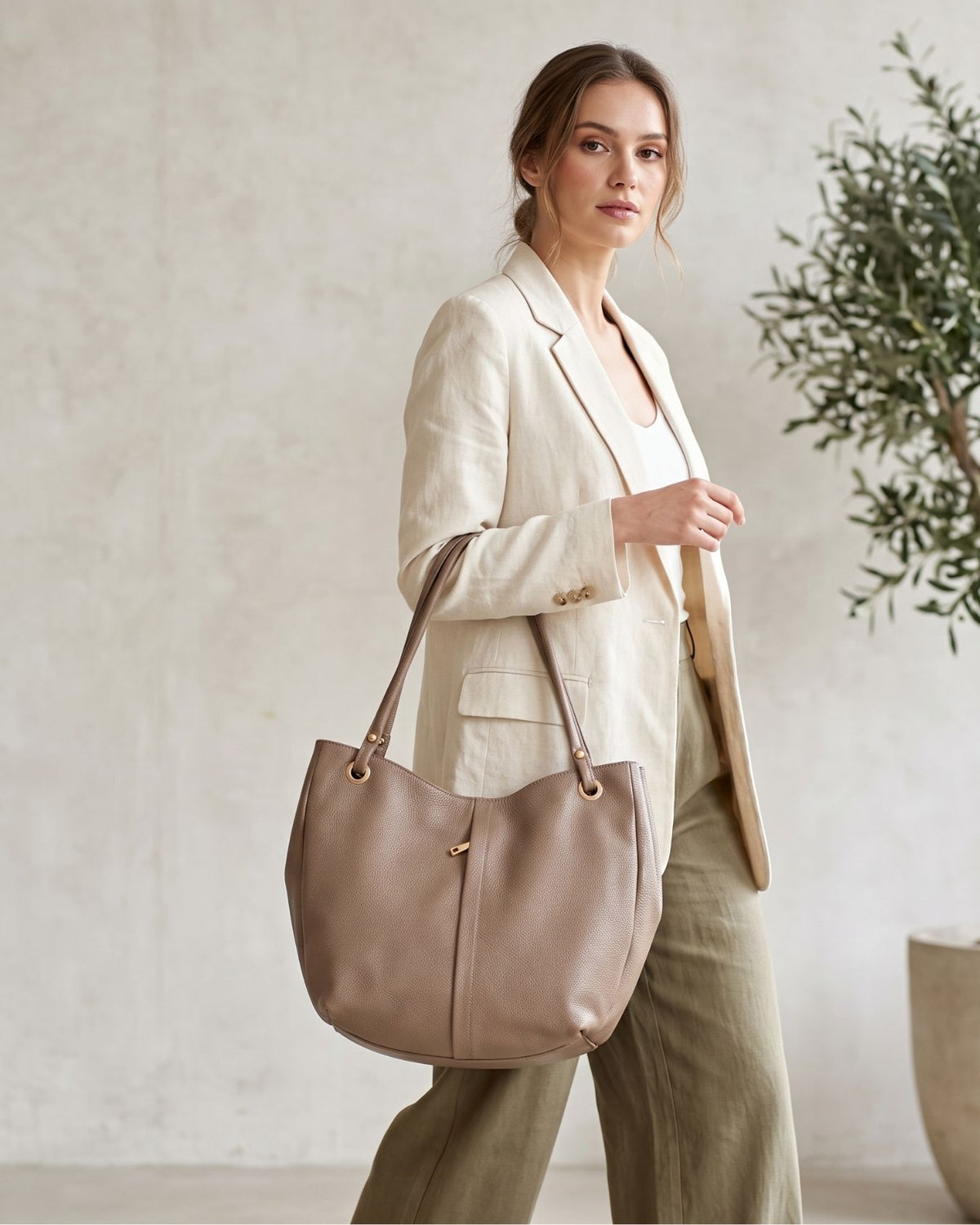 Curved Soft Tote - Mink