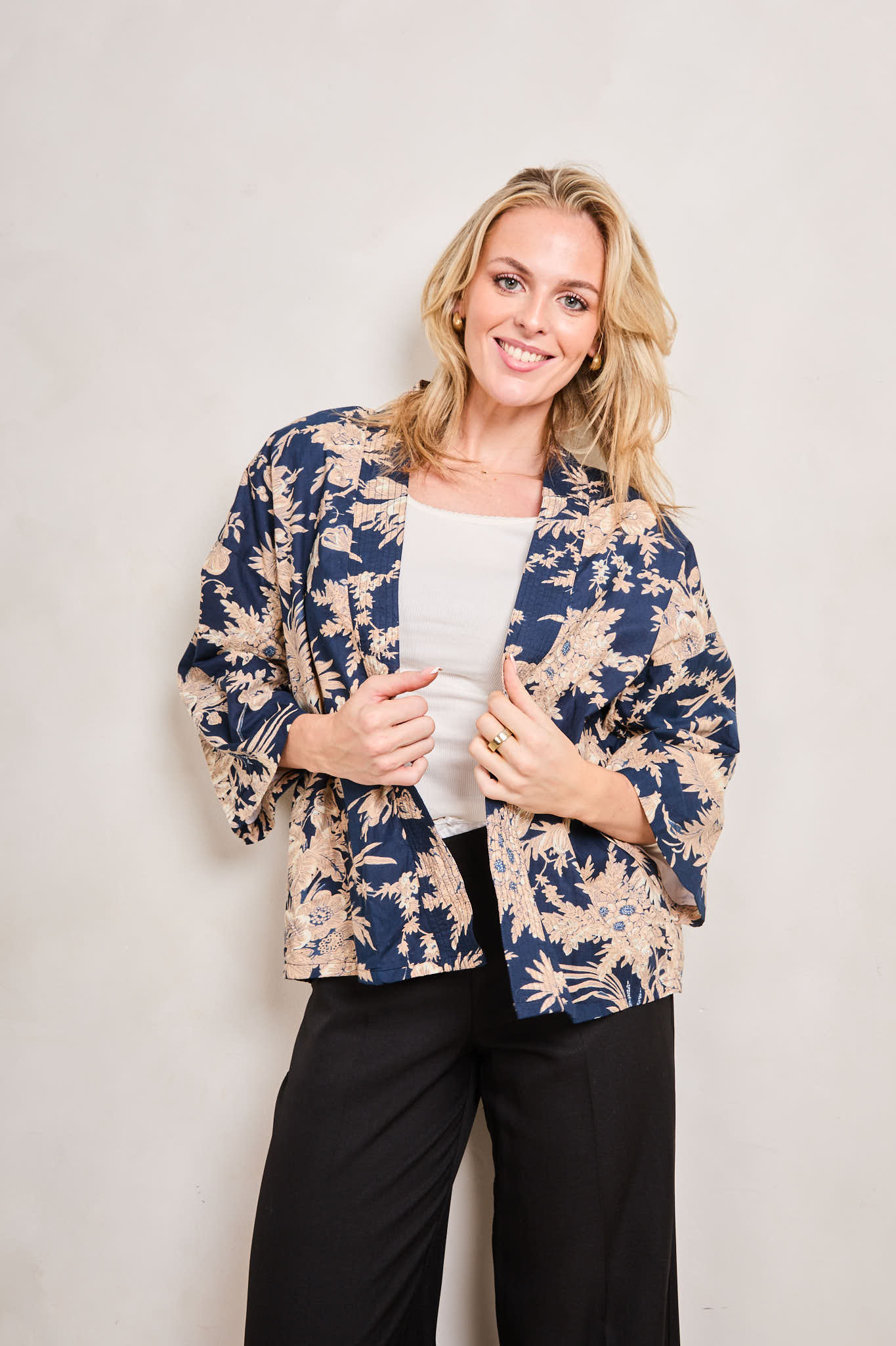 Serendipity Kimono Short - Midnight Blossom