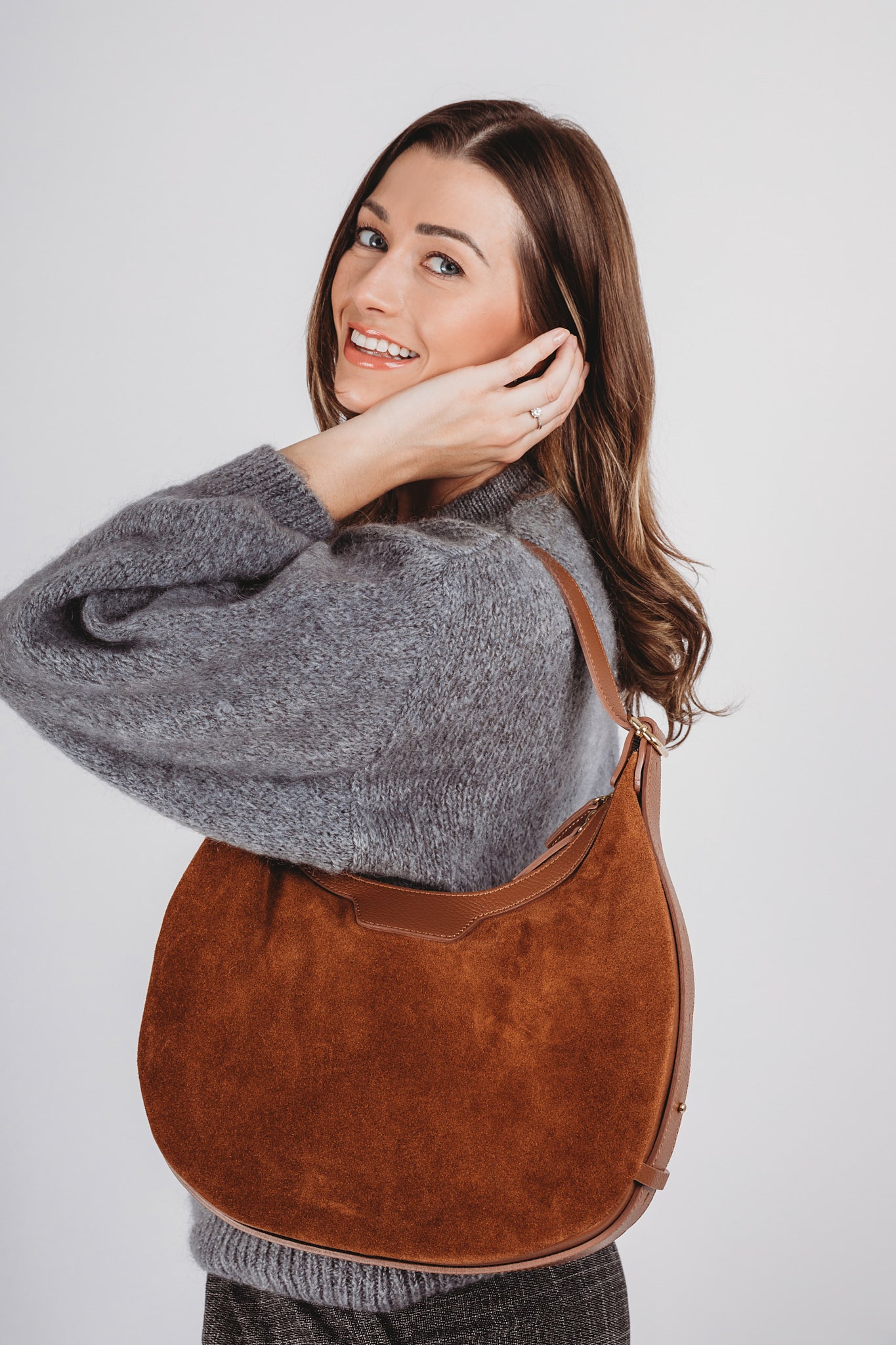 Crescent Suede Bag - Tan