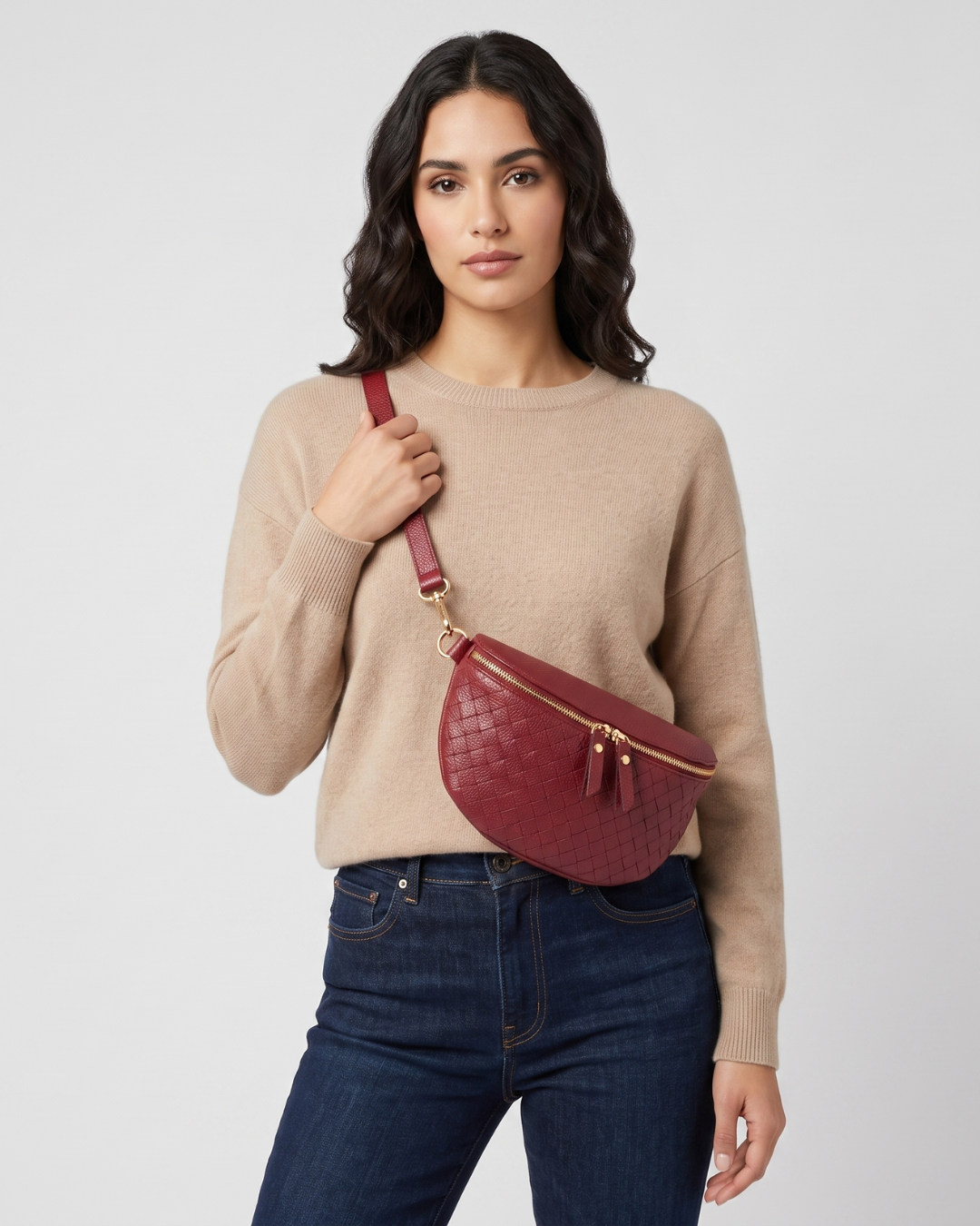 Woven Sling Bag Oxblood - Midi size