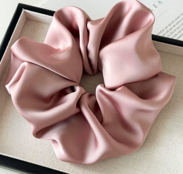 Elie Beaumont Silk Pillow Gift Set - Light Pink