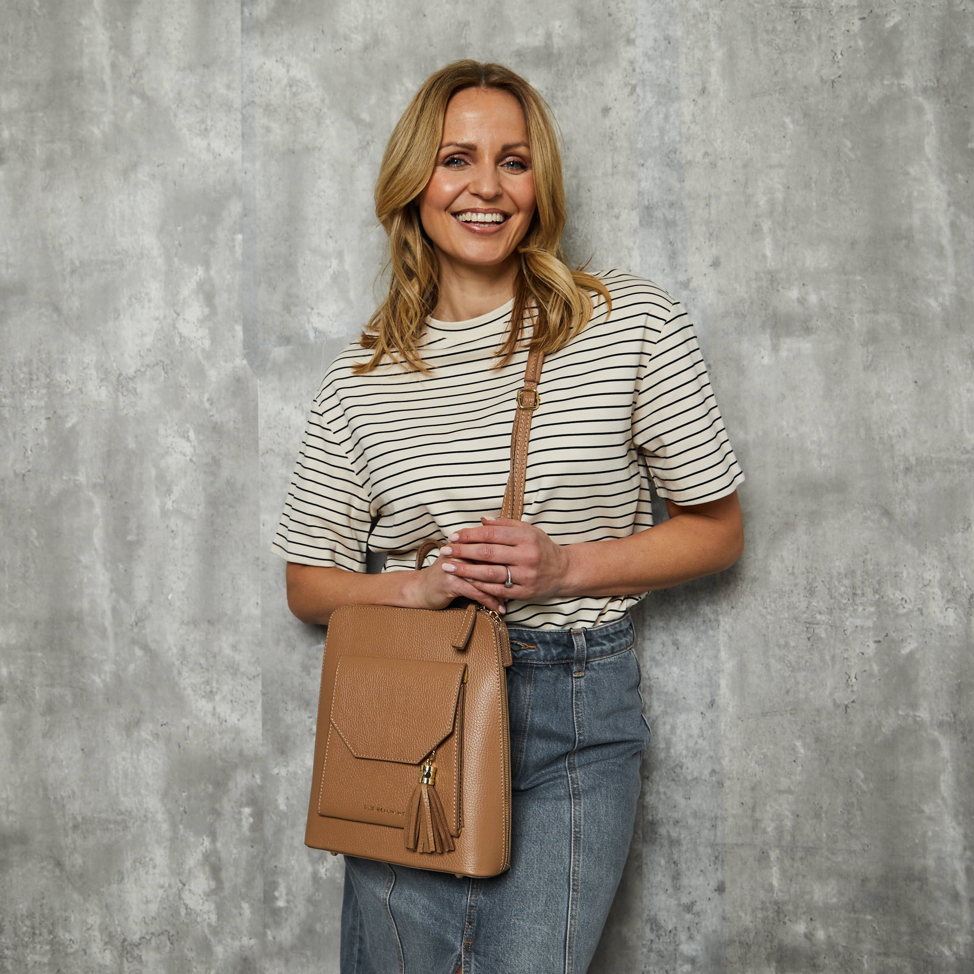 Verso Backpack/Crossbody Camel