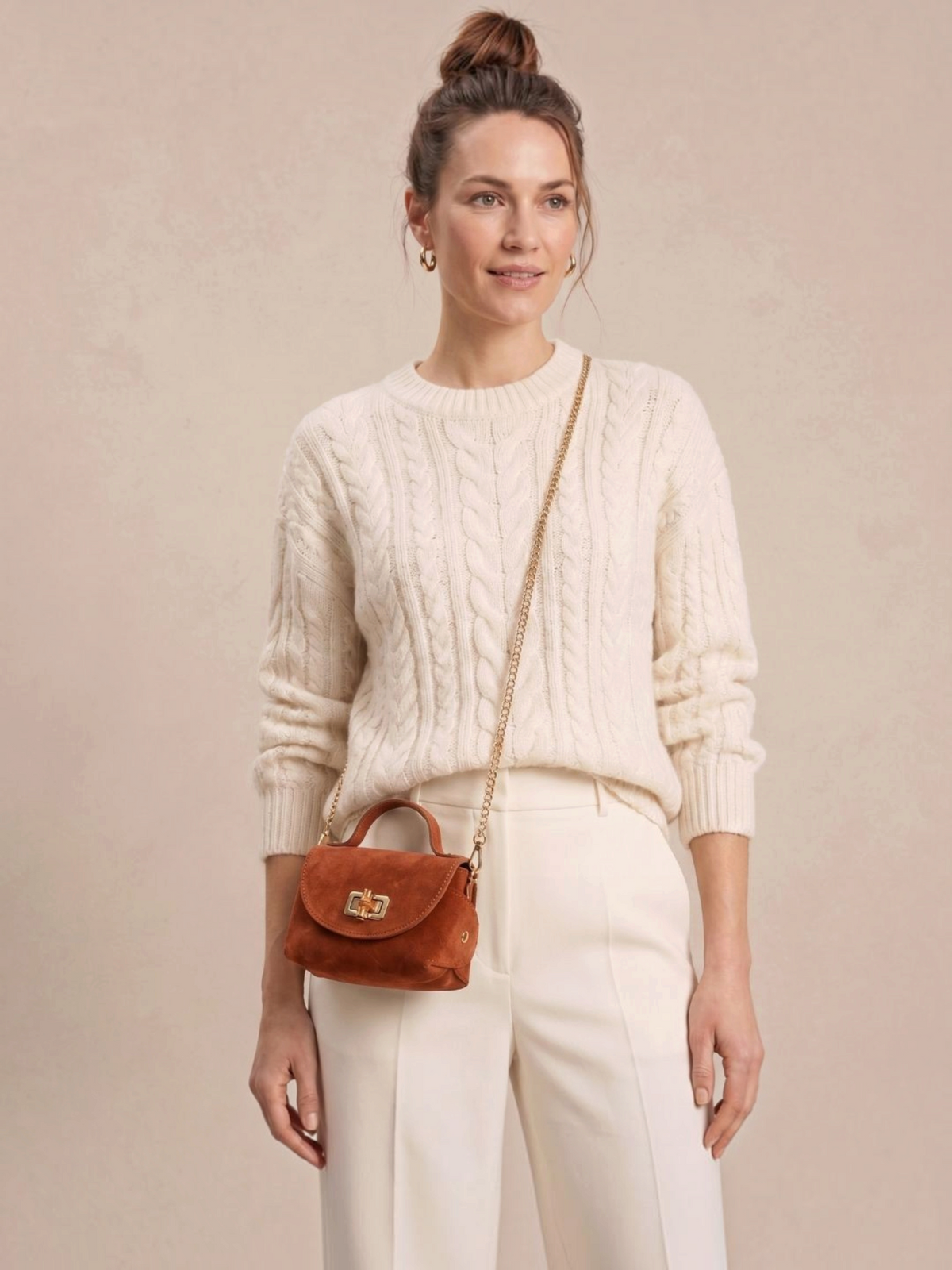 Bamboo Twist Clasp - Tan Suede