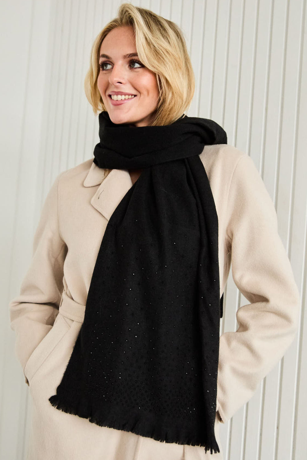 Winter Scarf Elite - Black Cascade Diamante