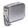 Crossbody Schwarz (Silbernes Chevronband)