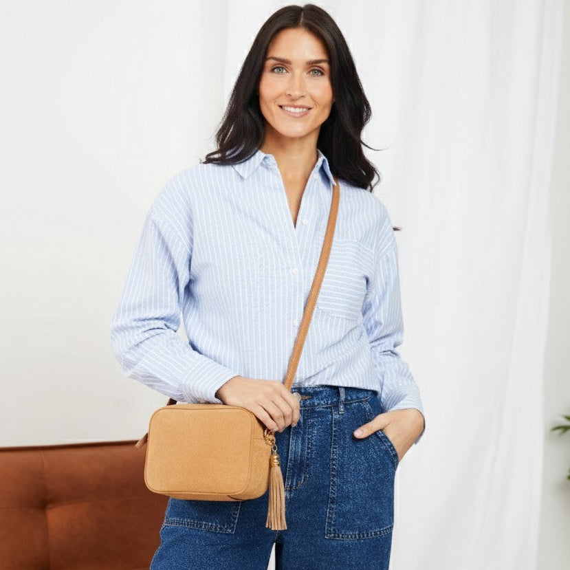 Crossbody Tassel Suede - Caramel
