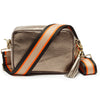 CROSSBODY METALLISCHE BRONZE (ORANGE SCHWARZER RIEMEN)