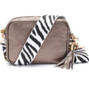 CROSSBODY METALLISCHE BRONZE (ZEBRA RIEMEN)